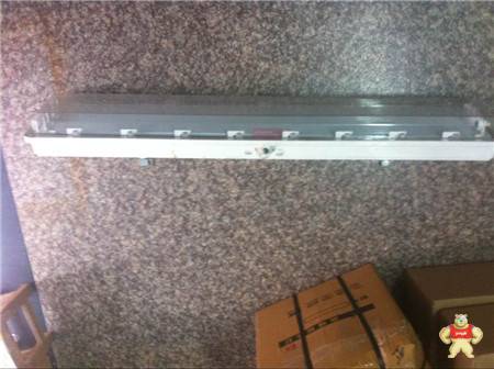 BAQ51-Q防爆应急照明两用全朔荧光灯