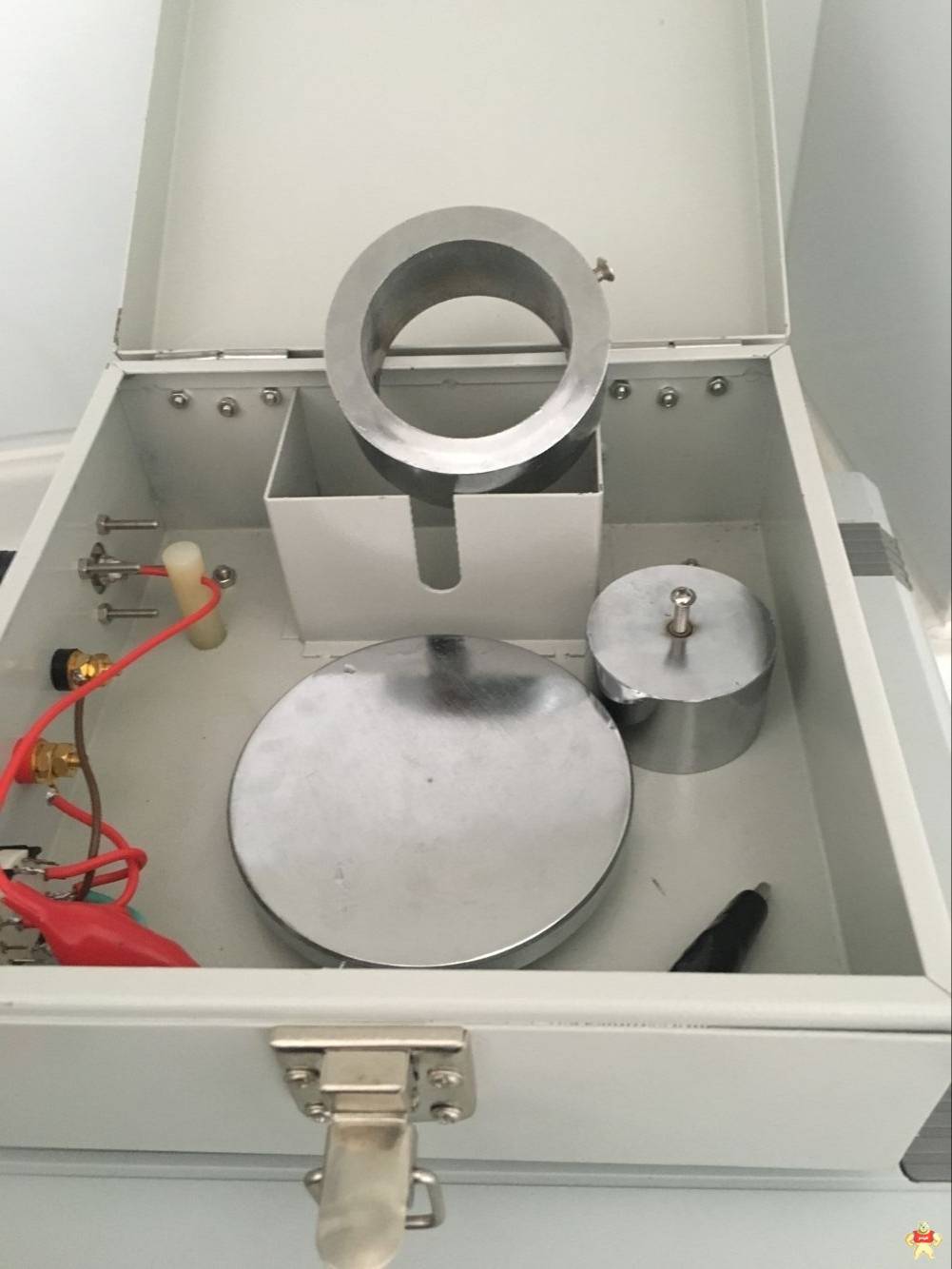 表面電阻率測試儀 電阻率測試儀,高阻計,體積表面電阻率測試儀,橡膠絕緣電阻測試儀,塑膠高阻計