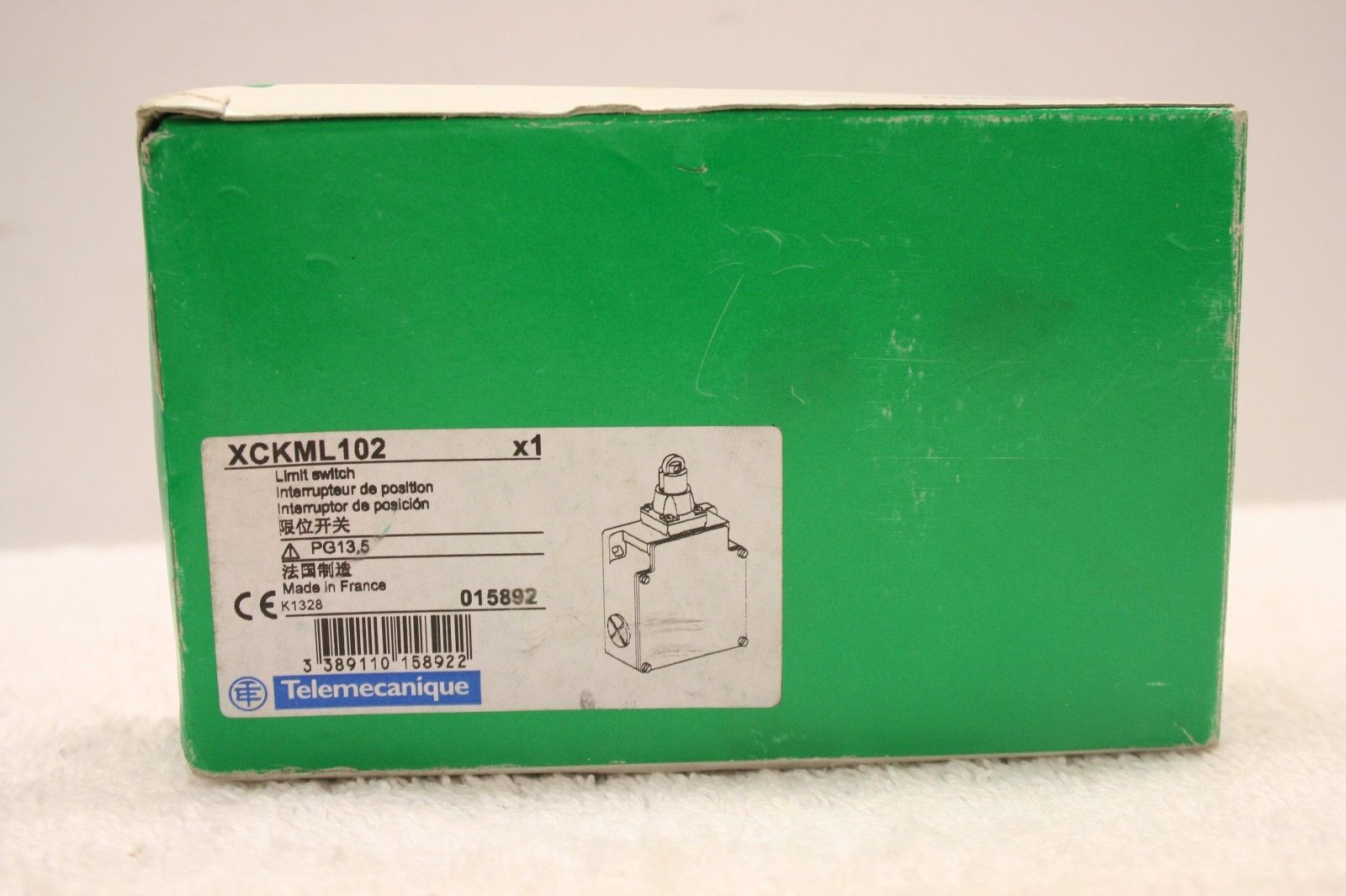 Telemecanique XCKML102 Limit Switch OsiSense **NEW in Box**