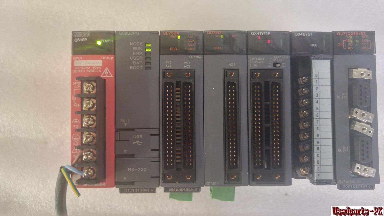 MITSUBISHI Melsec-Q series PLC Assembly // Power on tested