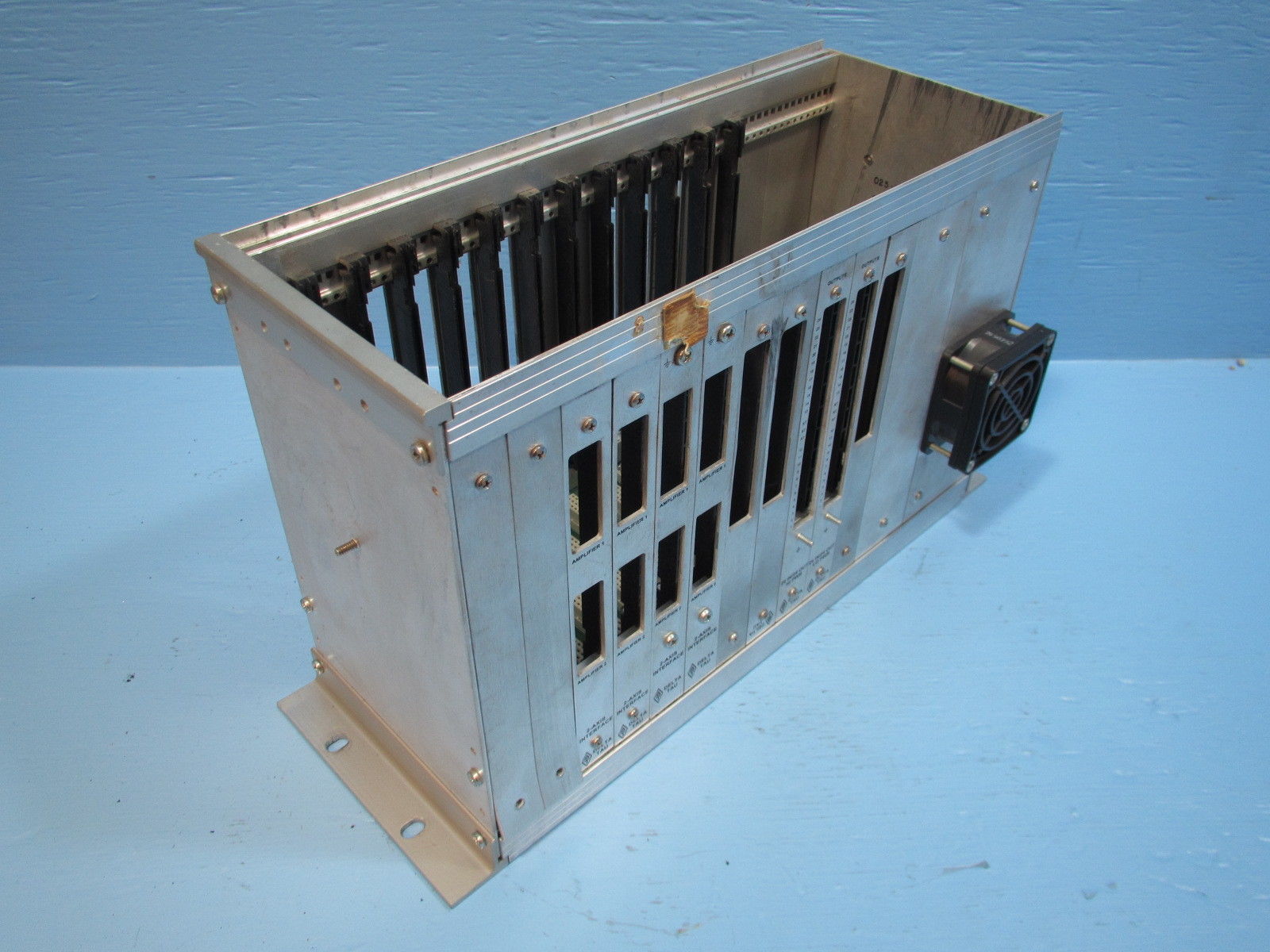 Delta Tau U MAC 603465-550 Rack Chassis PLC Module Universal 603465-550,Delta Tau,PLC