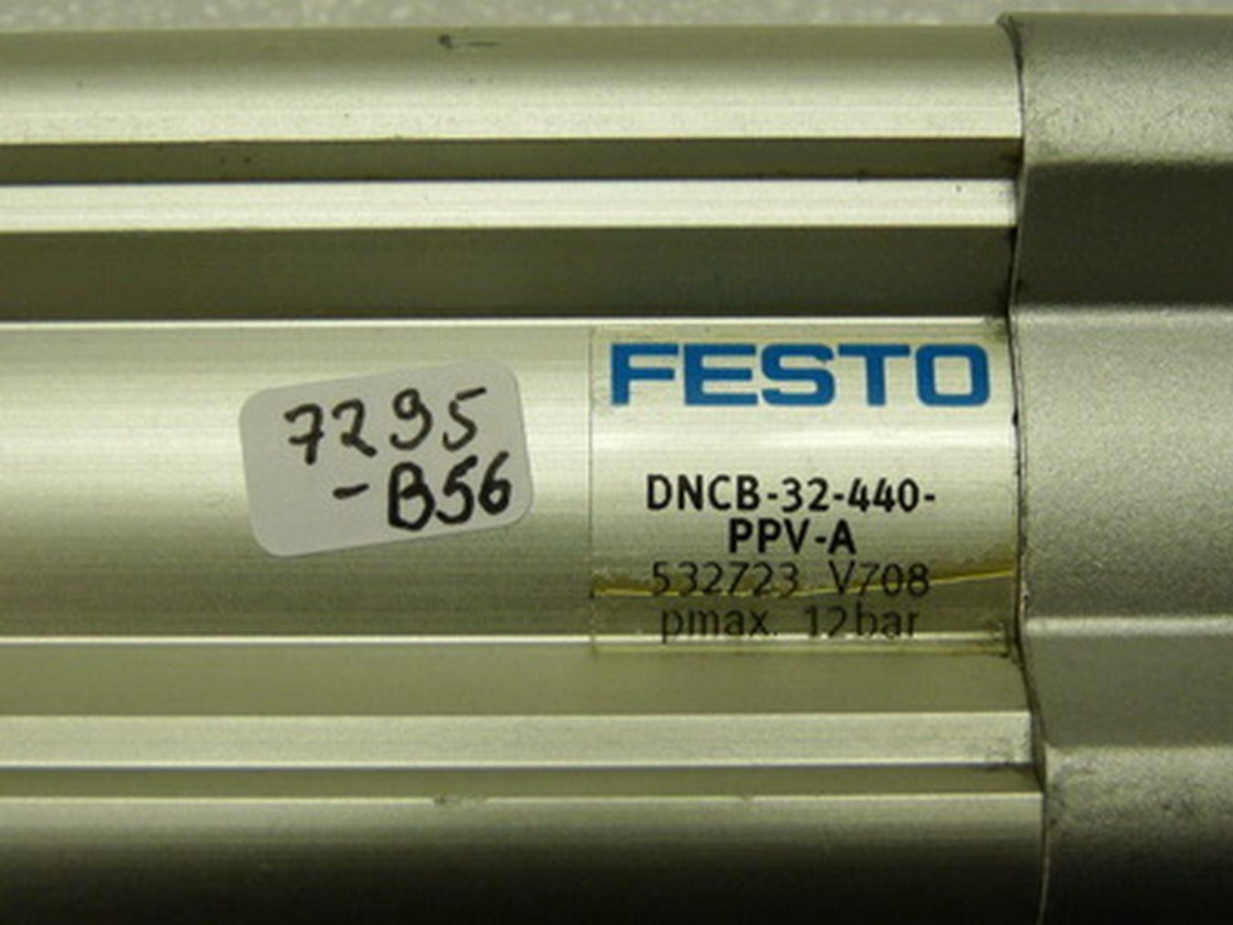 Festo Pneumatikzylinder DNCB-32-440-PPV-A / 532723 DNCB-32-440-PPV,费斯托,PLC