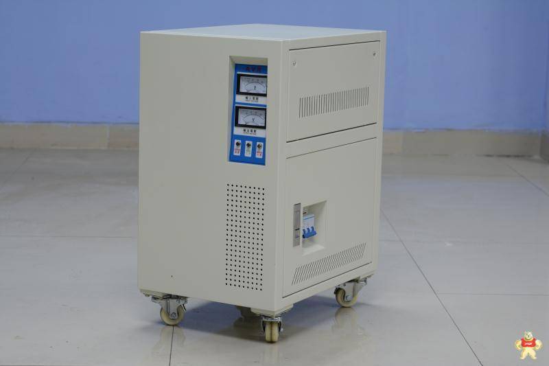 真空镀膜机专用稳压器 三相全自动稳压器,东莞三相稳压器,三相稳压器厂家,东莞三相全自动稳压器,三相全自动稳压器价格