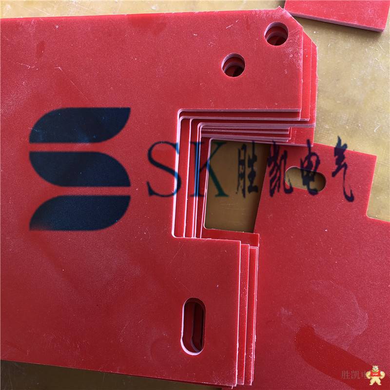 SMC絕緣板  SMC模壓制品生產(chǎn)廠家 SMC絕緣板,SMC模壓制品,SMC絕緣板價格,紅色SMC絕緣板,SMC絕緣板定制加工