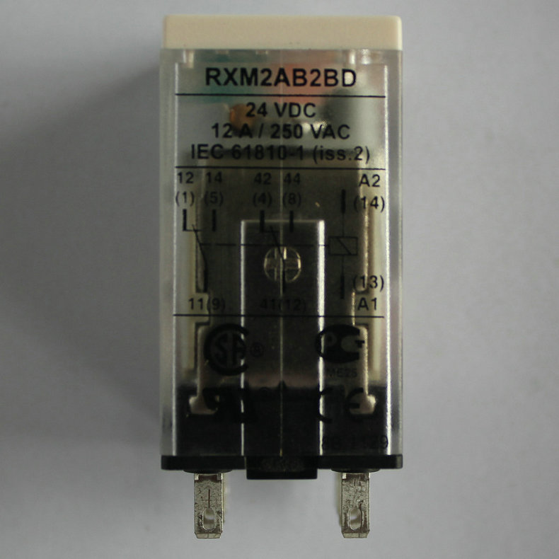 施耐德RSB 接口继电器RXM040W二极管模块 6..250 V 施耐德