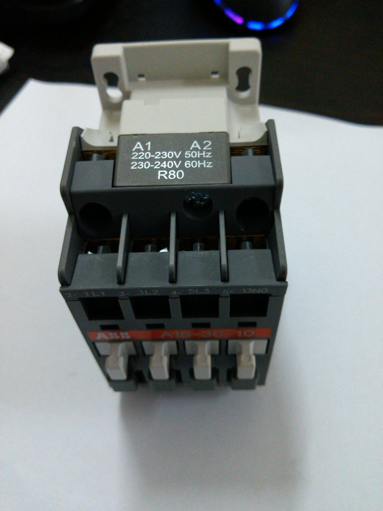 ABB接触器触点  CA5-10 一常开  大量现货！《大量现货》 ABB