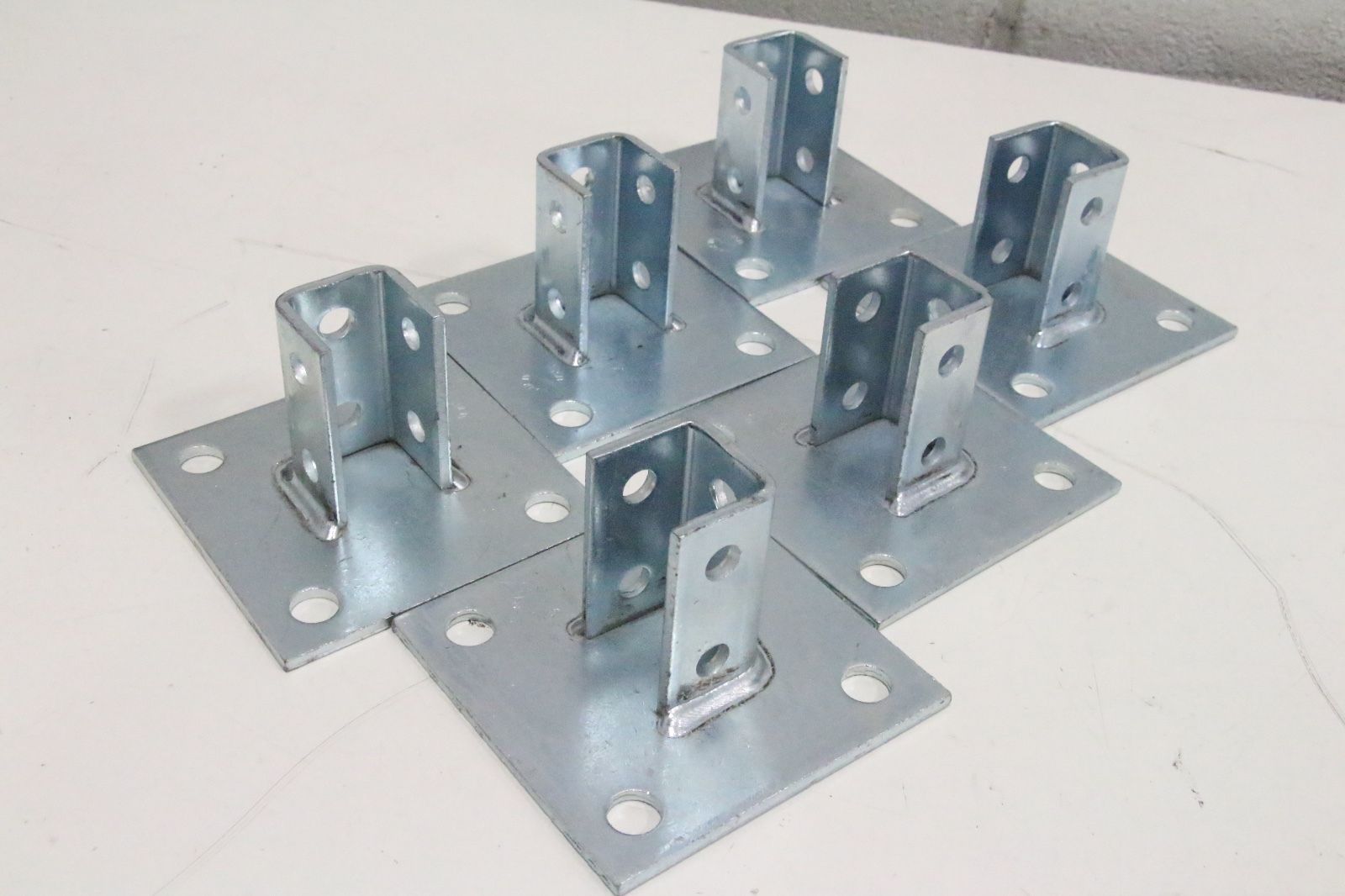 Lot of (6) NEW Phoenix P14 0000EG 4 Hole SQ 3-1/2" Post P14 0000EG,Phoenix,PLC