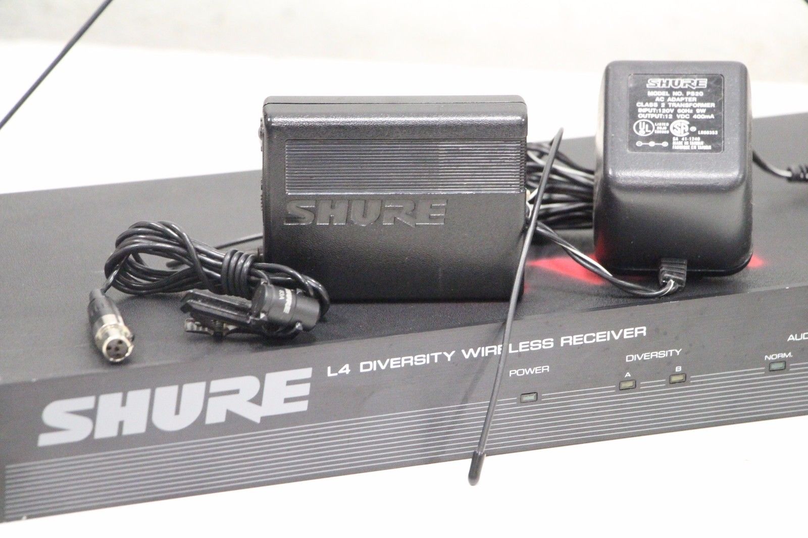 Shure Brothers L4-CQ Marcad Diversity Wireless Receiver w/ T L4-CQ,Shure,PLC