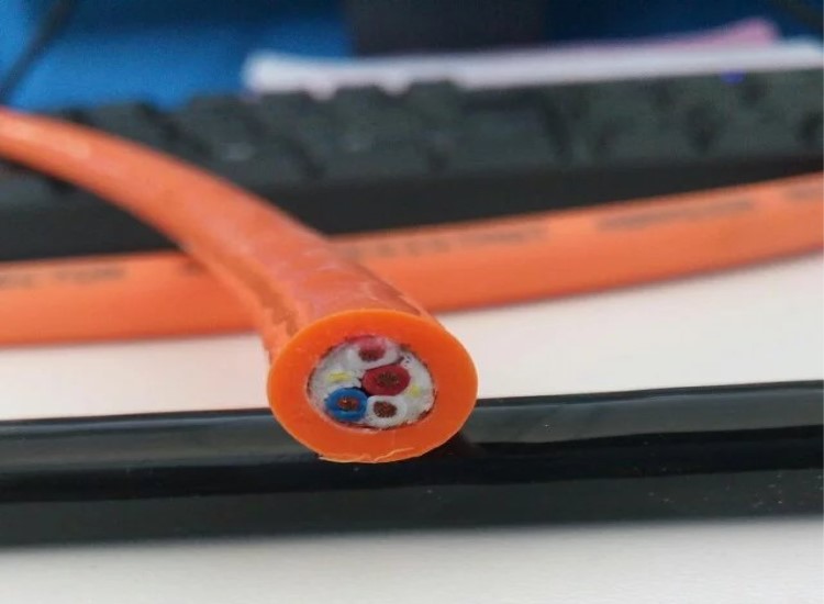 抗扭转机器人电缆 抗扭转机器人电缆,抗扭转机器人电缆,抗扭转机器人电缆,抗扭转机器人电缆,抗扭转机器人电缆