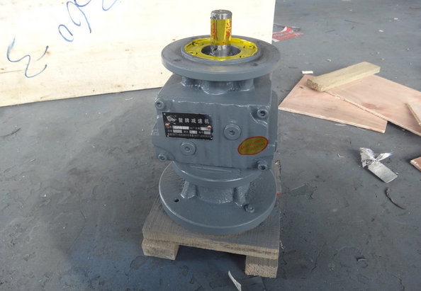 R減速電機(jī) K減速電機(jī) S減速電機(jī) F減速電機(jī) 臺(tái)灣精密系列齒輪減速電機(jī) 臺(tái)灣四大系列減速機(jī) K系列減速電機(jī),K87系列減速電機(jī),K系列變頻減速電機(jī),K剎車制動(dòng)減速電機(jī),K系列防爆減速電機(jī)