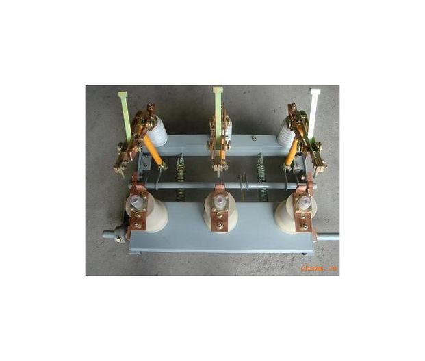 新疆 GW4-12 1250A 图纸 GW4-12 1250A,GW5-72.5-630,ZW10-12FG,ZW43-12,ABBGW9-12-400A