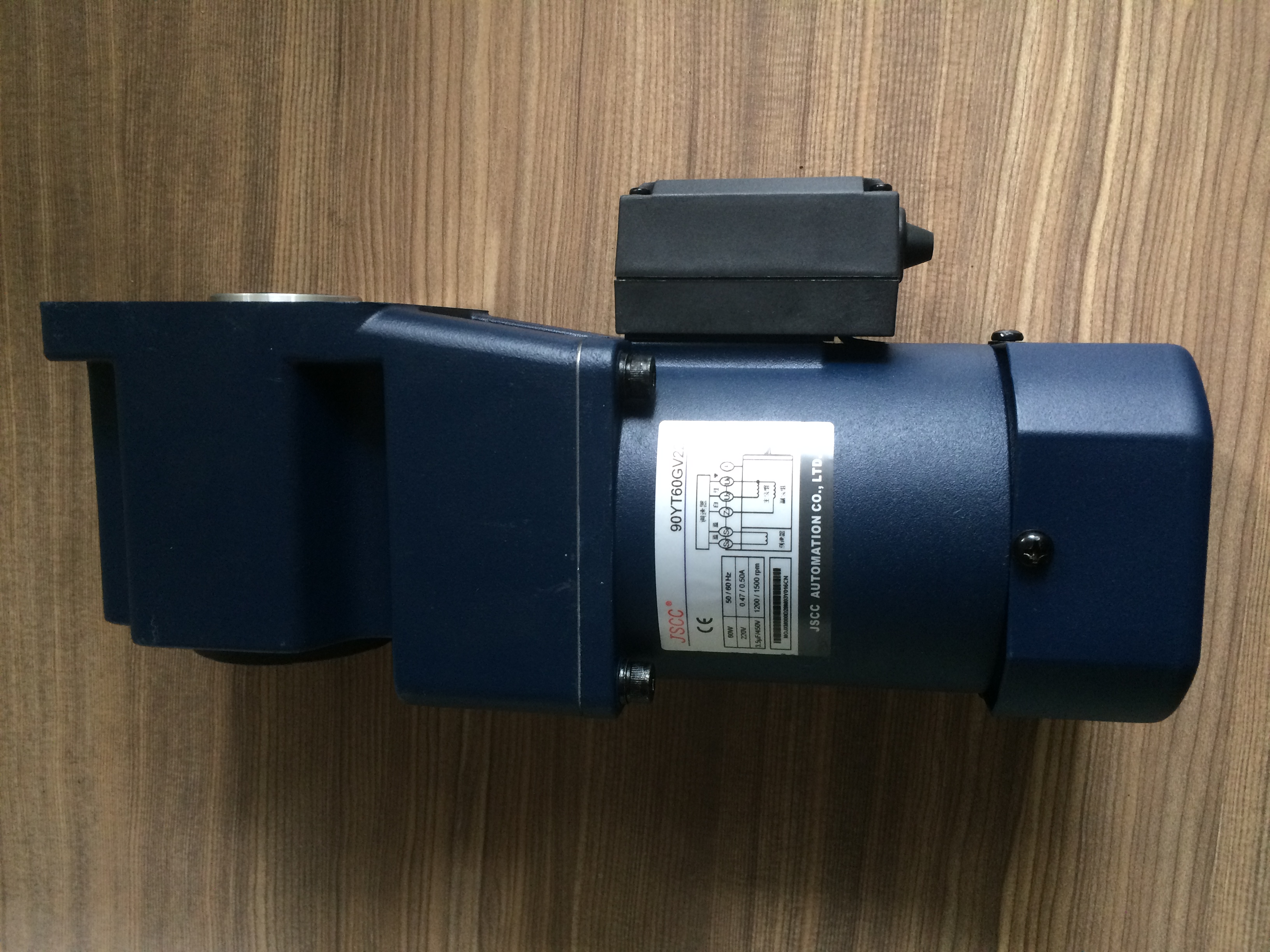 00 立即咨询: 产品品牌: jscc 产品型号: 90ys40dy38 产品状态